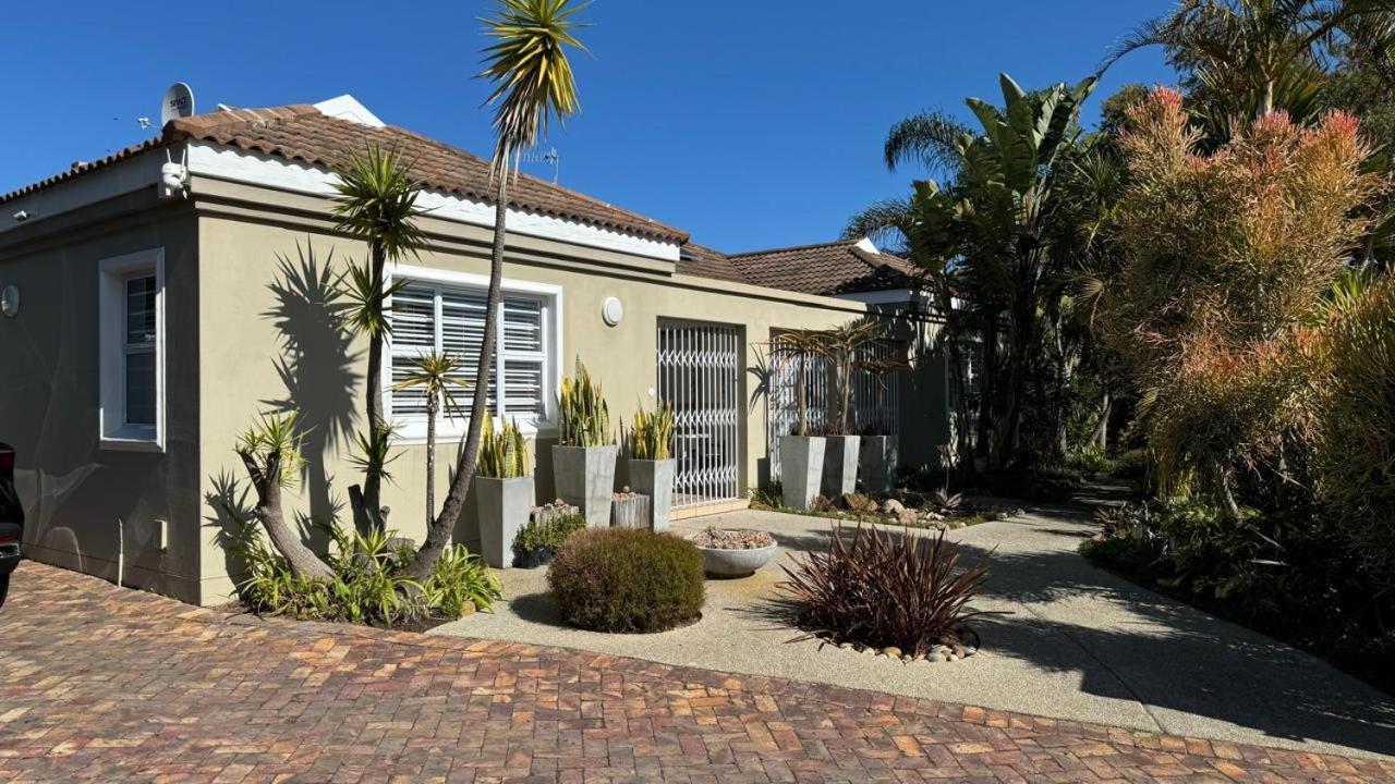 Plett57 - Self Catering - Room No2 Plettenberg Bay Esterno foto